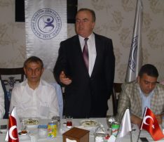 Çatladı Kapı İftar Yemeği